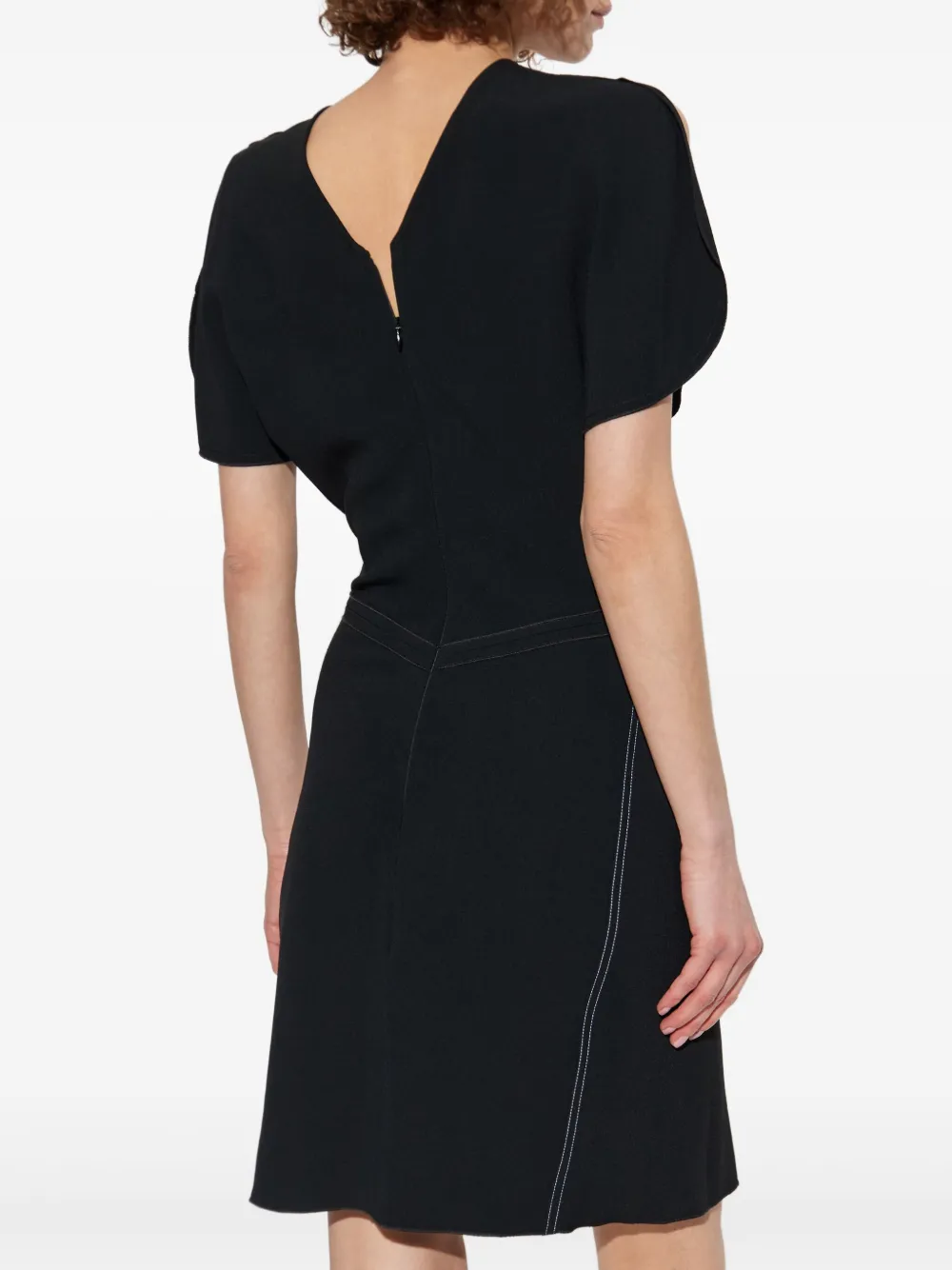 Victoria Beckham Jurk met gedrapeerdee schouders en ruches Zwart