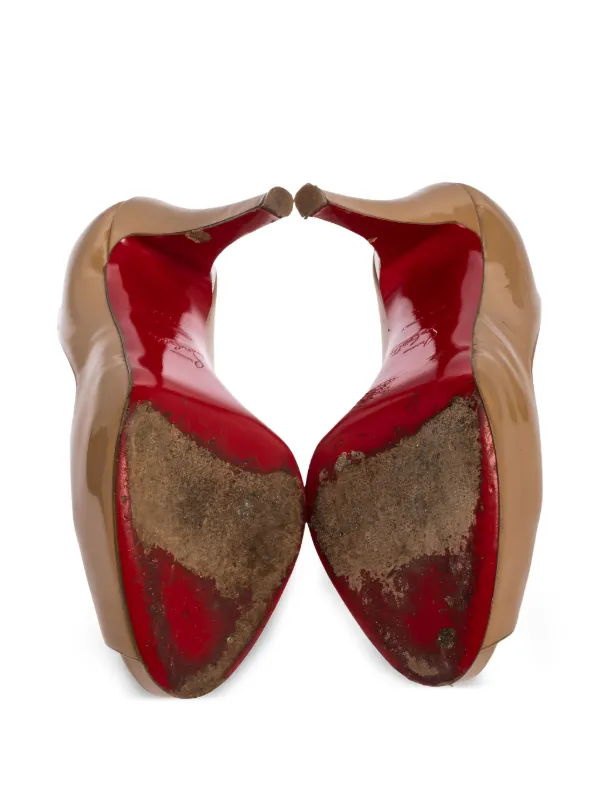 未使用 Christian Louboutin パンプス エナメル ラウンドトゥ Christian Louboutin Pre-Owned エナメル パンプス | ニュートラル