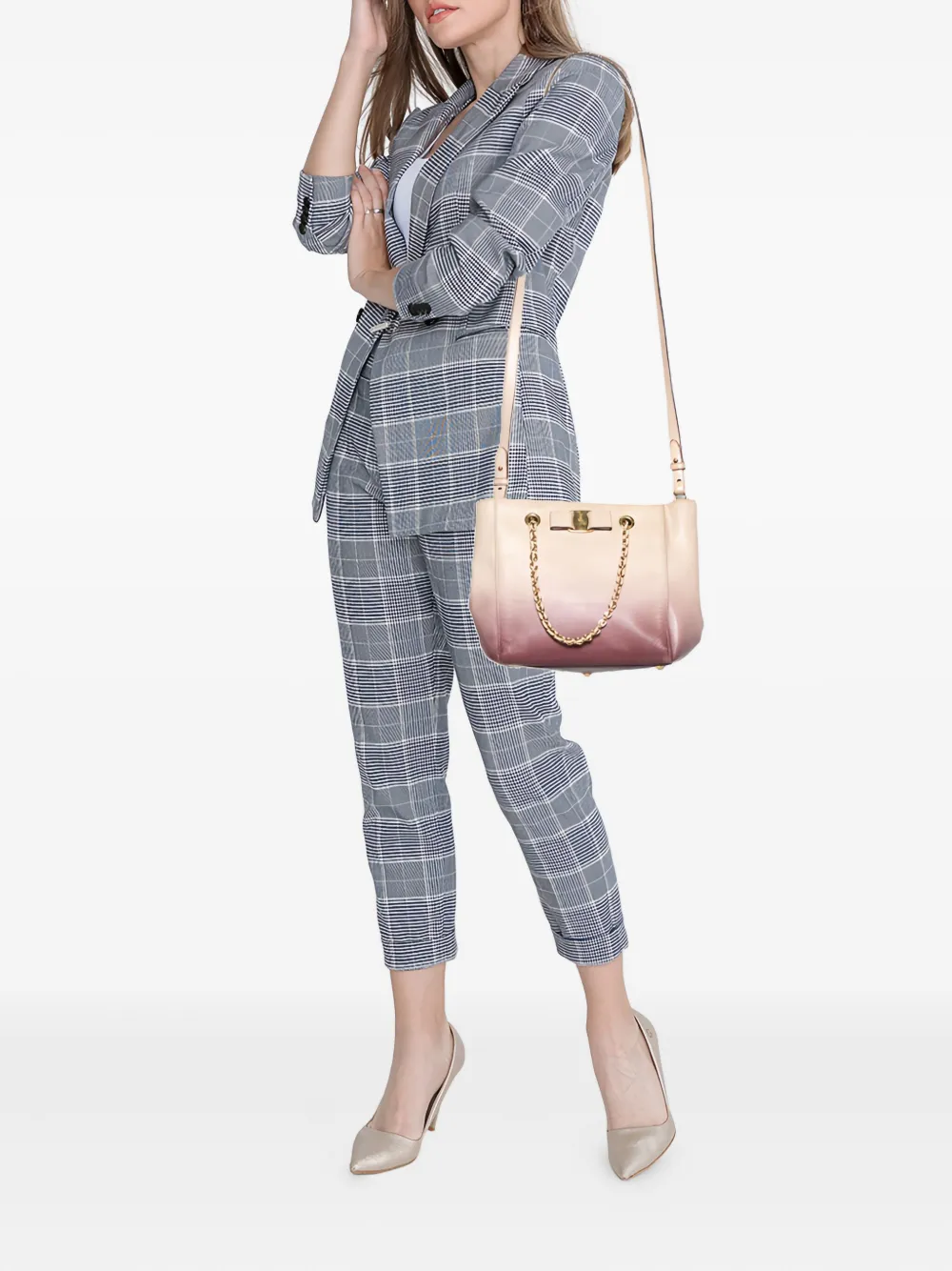 Ferragamo Pre-Owned 2024 gradient-effect tote bag | Estilos de archivo | Image 2