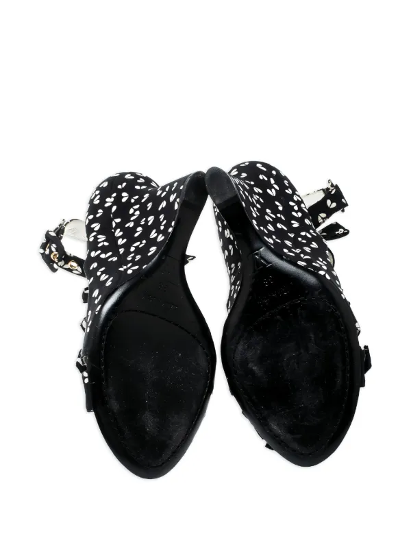 23年 ファッション Louis Vuitton ロゴ入りウェッジサンダル