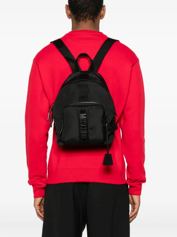 Moschino ロゴプレート バックパック | ブラック | FARFETCH JP