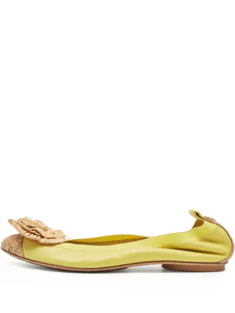 CHANEL Pre-Owned flower-embellished ballet flats