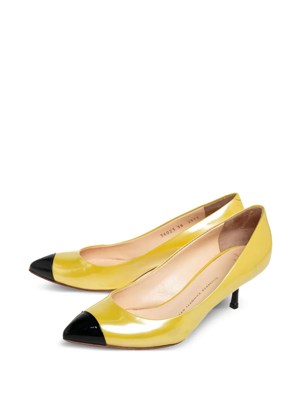 Giuseppe Zanotti Vintage Pumps met contrasterende neus - Geel