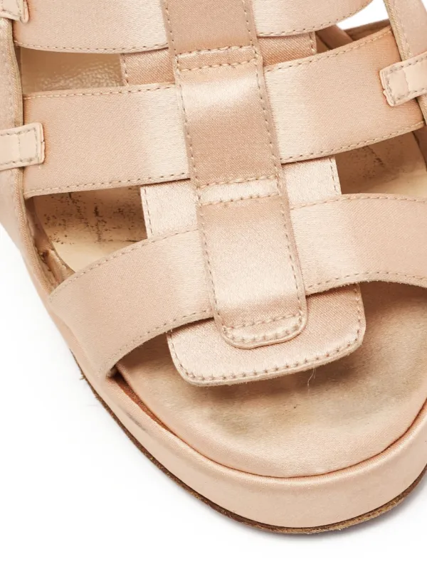 Christian Louboutin ピンクサンダル Christian Louboutin♡ピンク