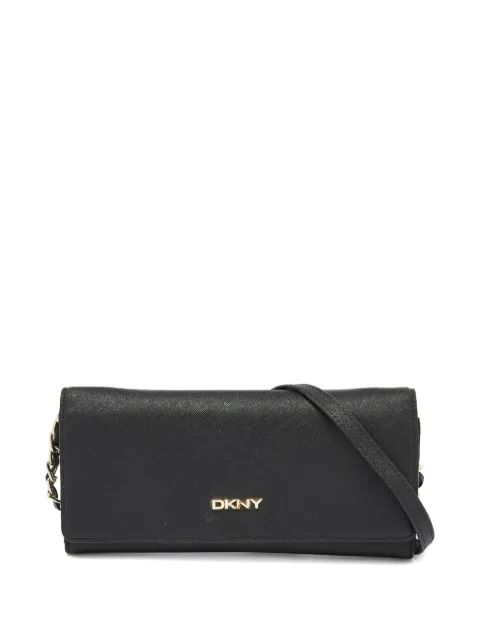 DKNY Vintage 皮质翻盖钱包（2024年典藏款）
