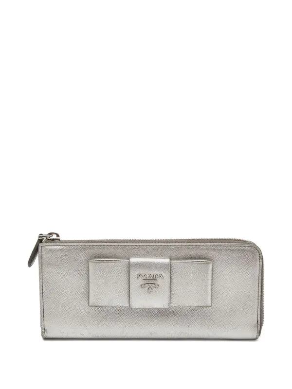 Prada Pre-owned Bow Leather Wallet in Grey