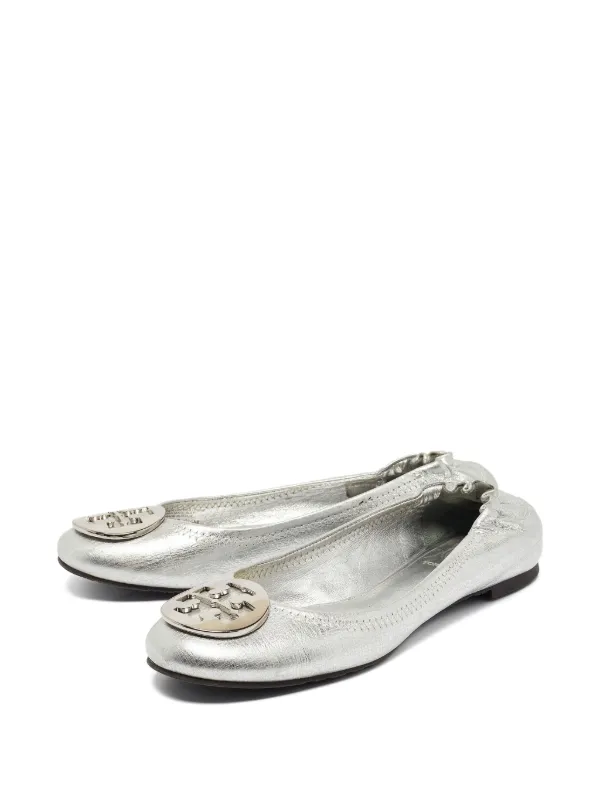 Tory Burch pre-owned Minnie metallic-effect Leather Ballet Flats Silver  FARFETCH IN
