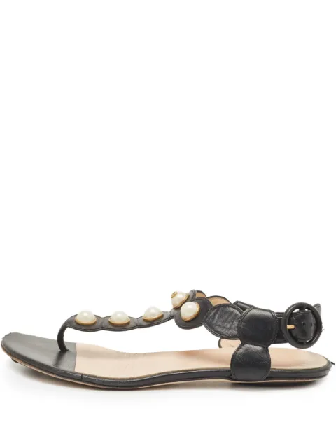 Gucci Pre-Owned pearl-embellished leather sandals
