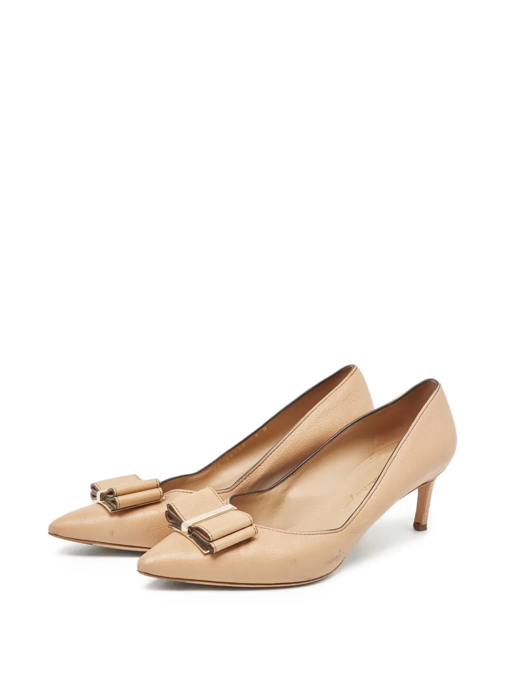 Ferragamo Pre-Owned 50mm plaque-detailed pumps | Image 2
