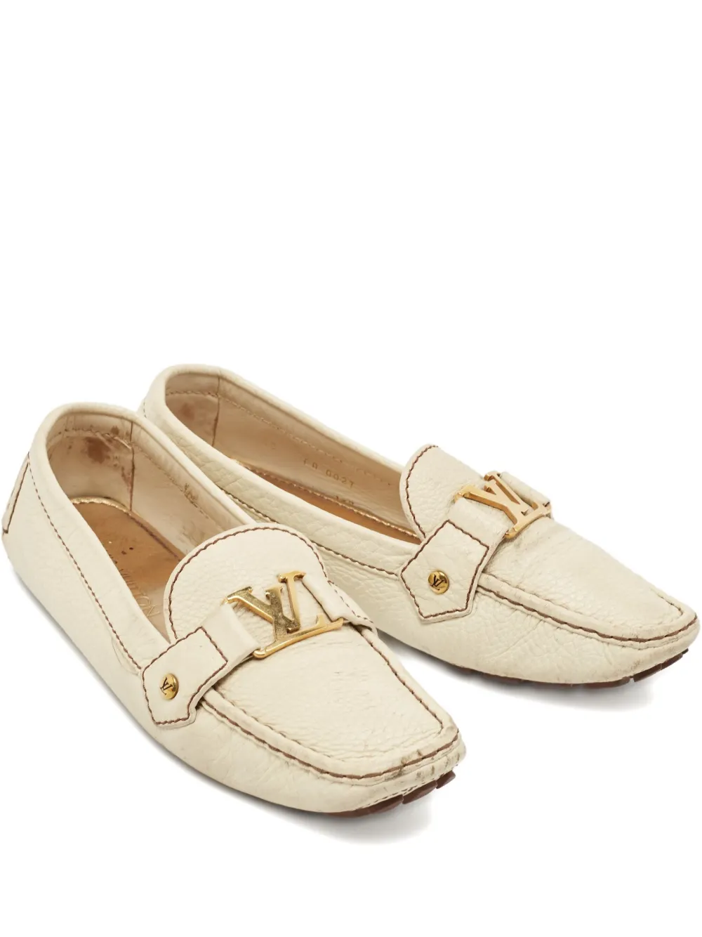 Pre-owned Louis Vuitton Leather Lv Logo Loafers In Neutral