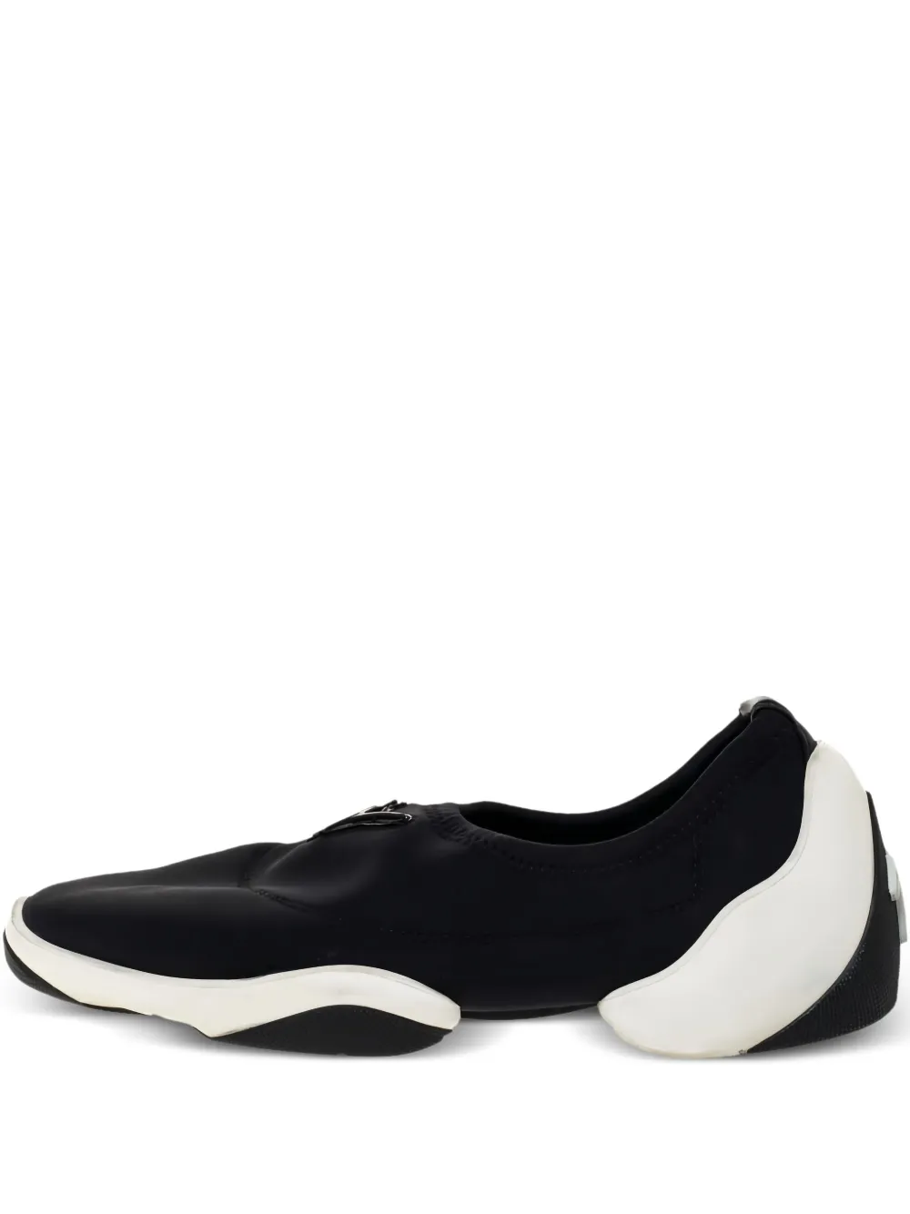 Light Jump slip-on trainers