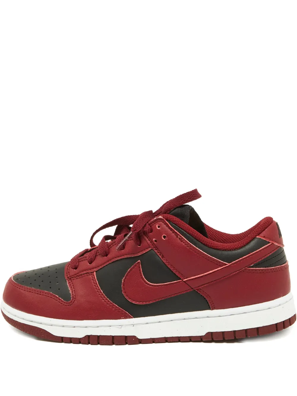 Nike Vintage 2022 pre-owned Dunk Low leather sneakers | Red | Image 1