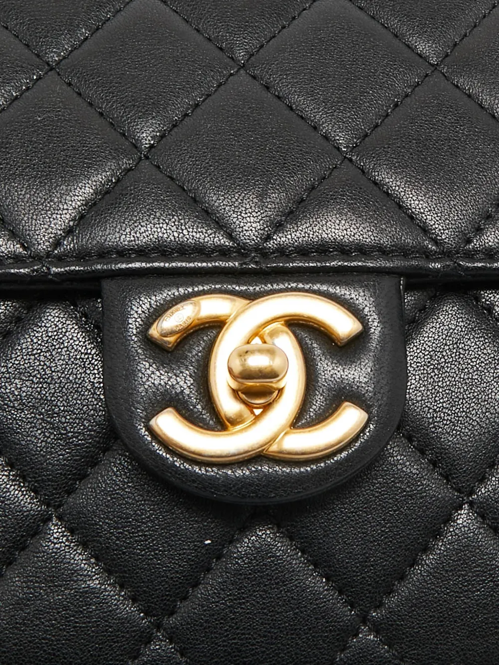 Pre-owned Chanel Pearl Flap Leather Cross Body Bag