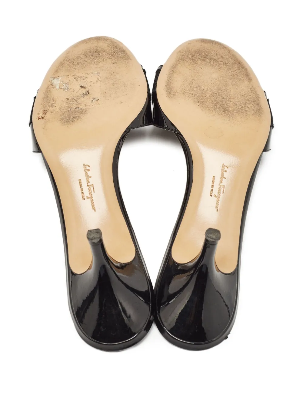 Pre-owned Ferragamo 70mm Vara Bow Leather Sandals In Black