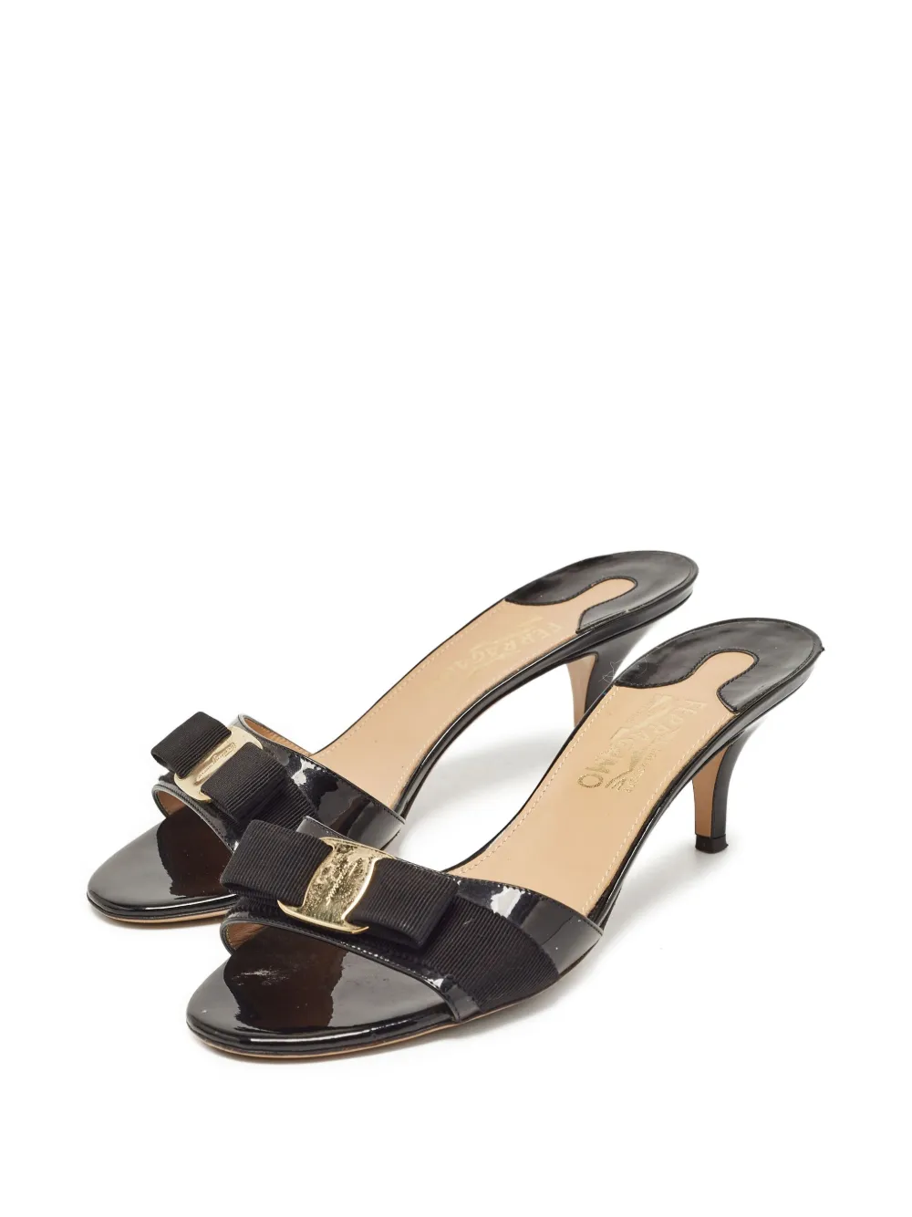 Pre-owned Ferragamo 70mm Vara Bow Leather Sandals In Black