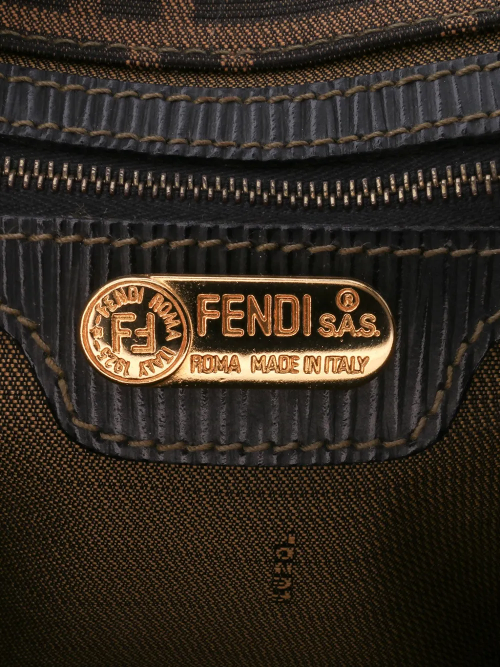 Fendi Pre-Owned 20th Century Zucca Canvas Shoulder Bag | Brown | FARFETCH HK