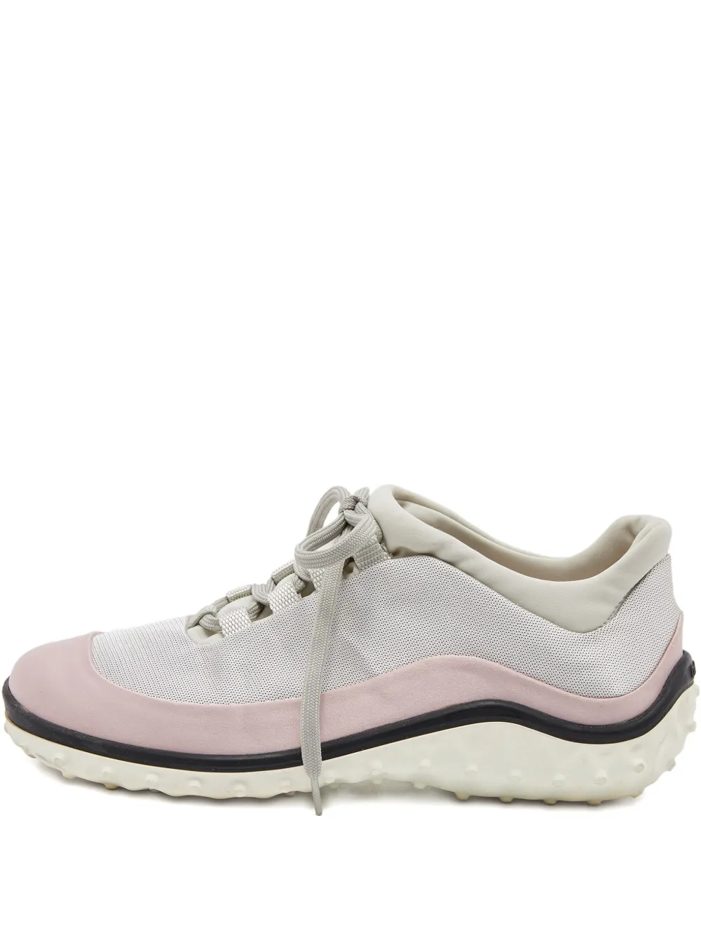 Miu Miu Pre-Owned mesh-panelled sneakers | rosado | Image 1