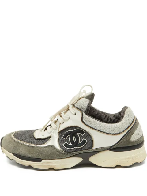 CHANEL Pre-Owned CC panelled sneakers