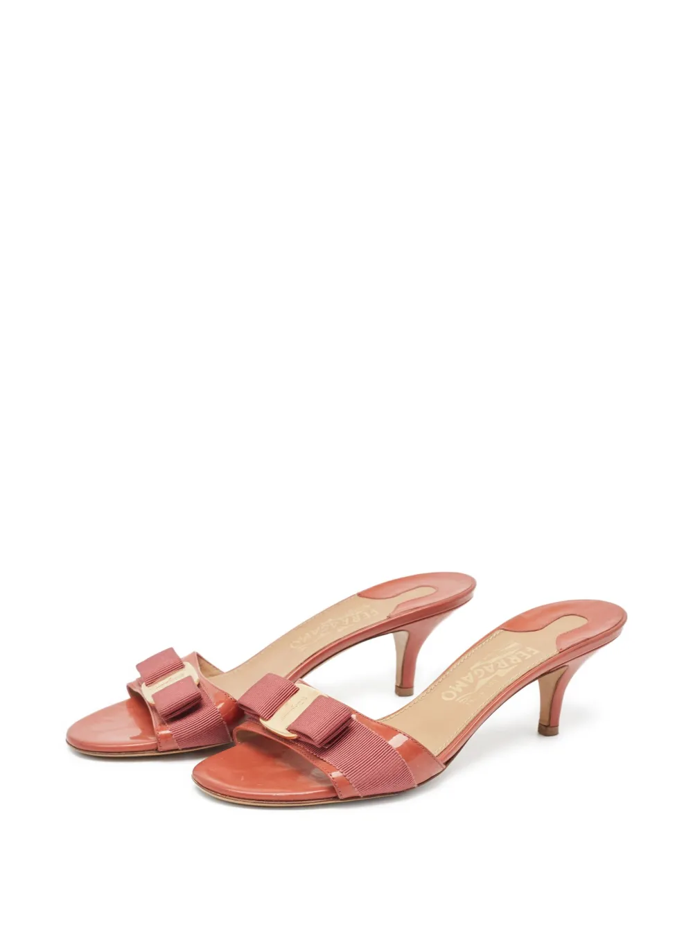 Ferragamo Pre-Owned 70mm bow-detailed sandals | Image 2