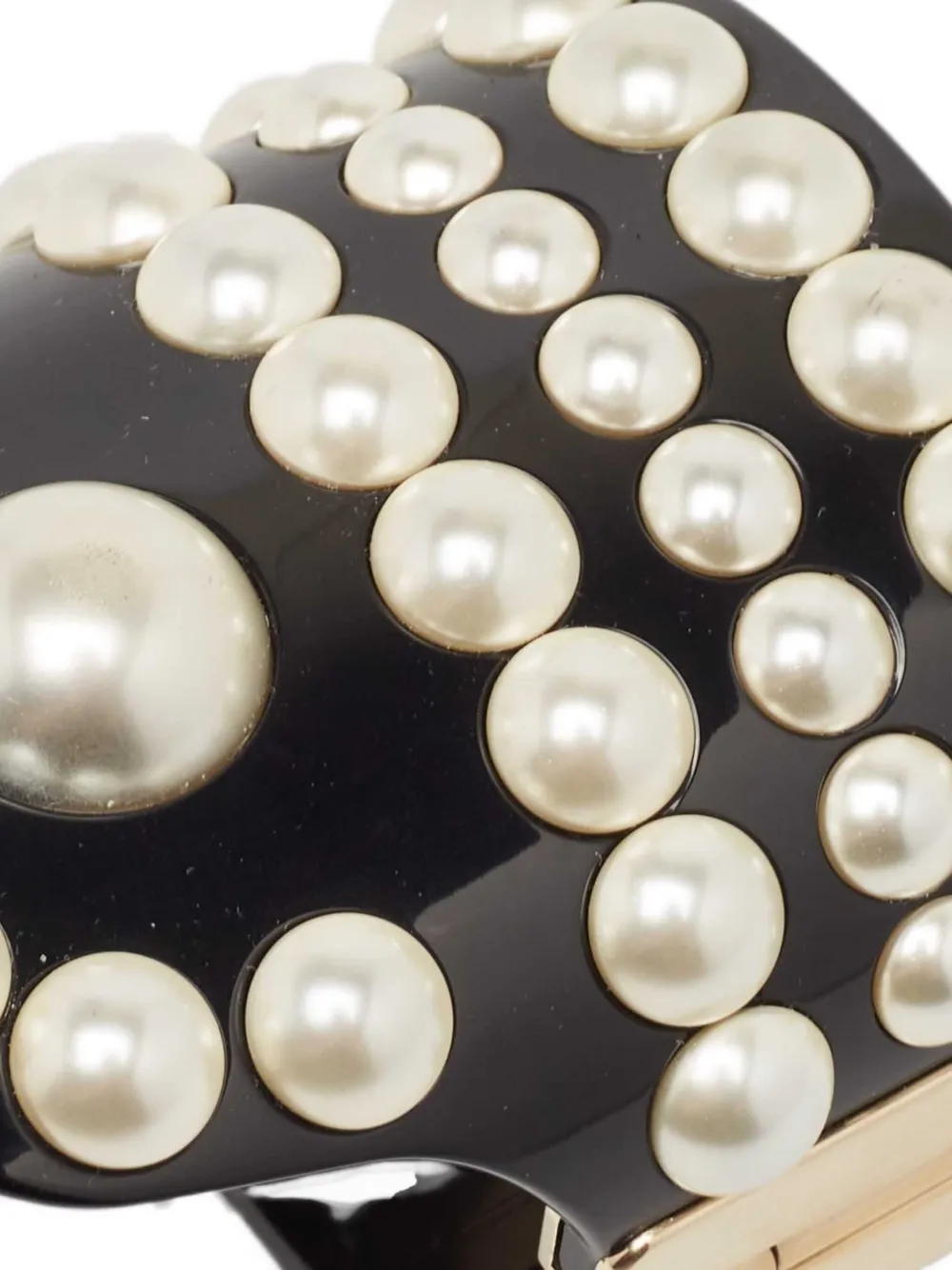 CHANEL Pre-Owned 2024 pearl-embellished bracelet | Image 2