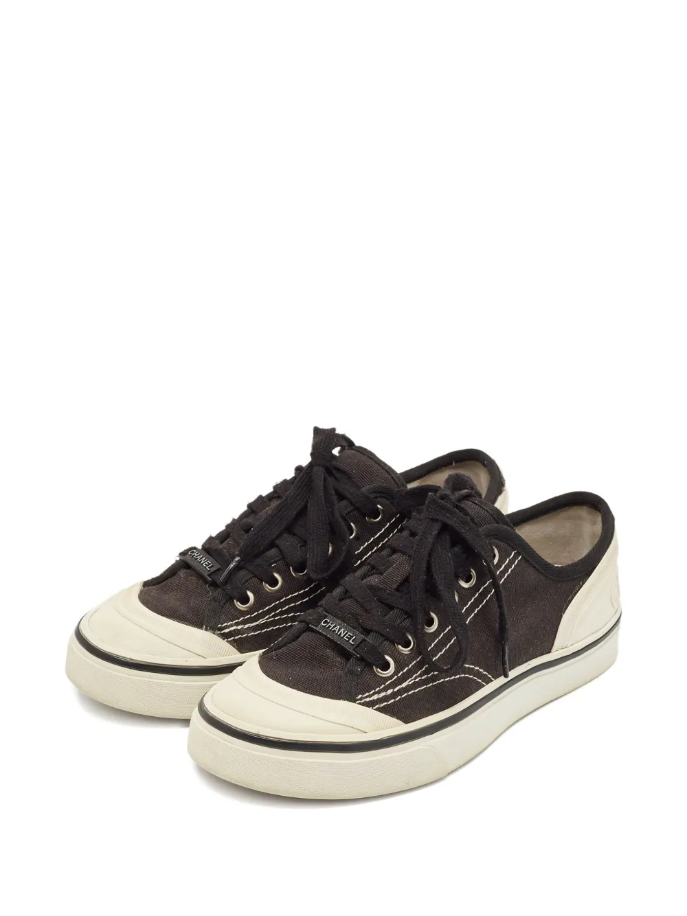 CHANEL Pre-Owned 2023 canvas sneakers - Zwart