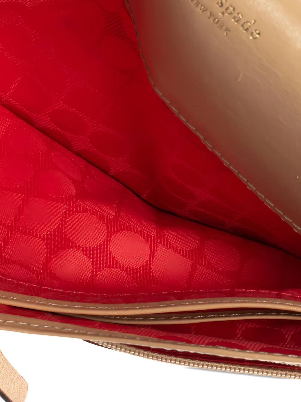 Kate Spade ゴールド クラッチバッグ Kate Spade レザーフラップクラッチバッグ | ゴールドトーン