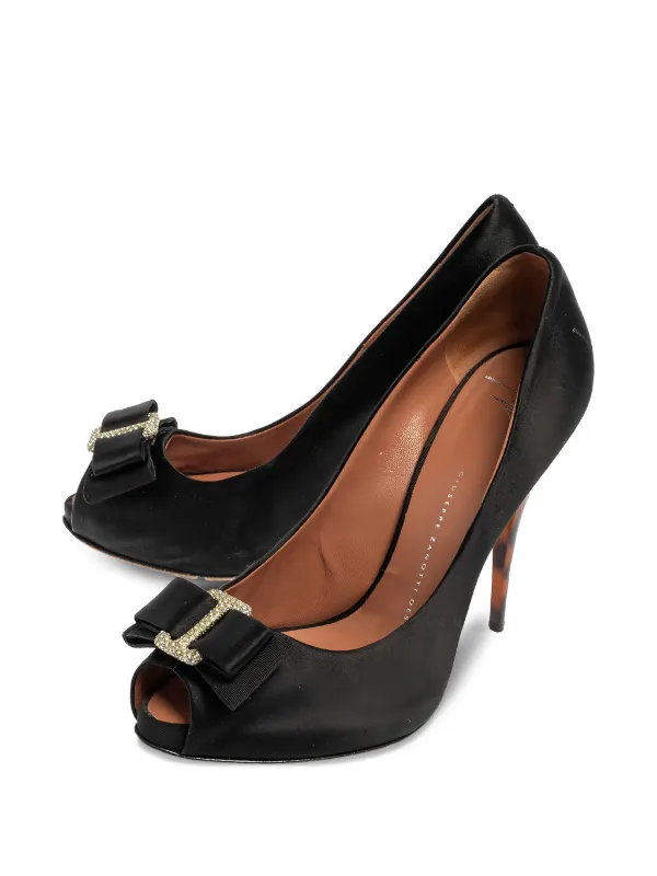 Giuseppe Zanotti Vintage Satin Pumps | Black | FARFETCH CA