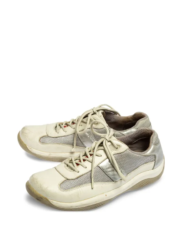 PRADA メタリックグレー スニーカー Prada Pre-Owned メタリック スニーカー | グレー | FARFETCH JP