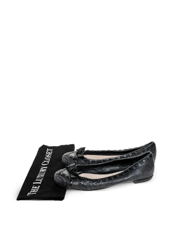 PRADA ブラック フラットシューズ リボン付き Prada Pre-Owned リボンディテール フラットシューズ | ブラック