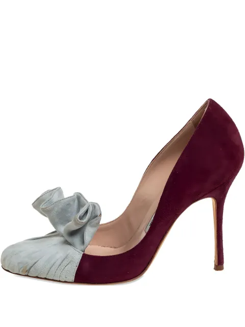 Manolo Blahnik suede heeled pumps