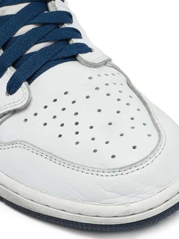 jordan walking shoes