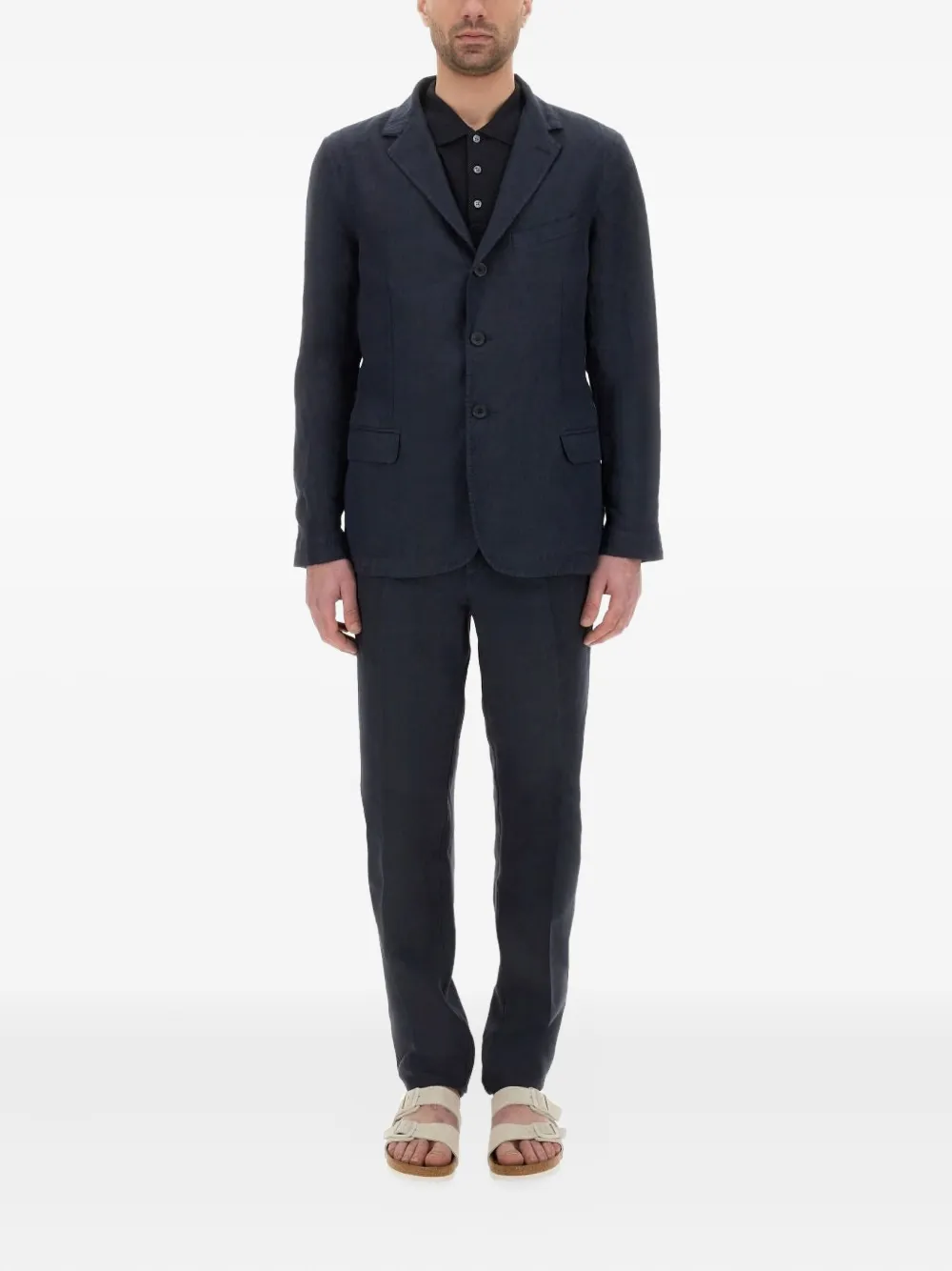 single-breasted suit