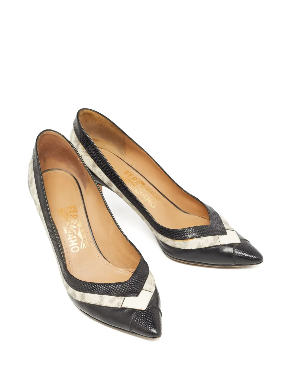 Ferragamo Pre-Owned 85 mm leren pumps met vlakken - Zwart