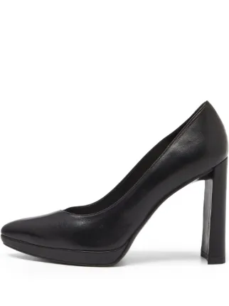 Stuart Weitzman