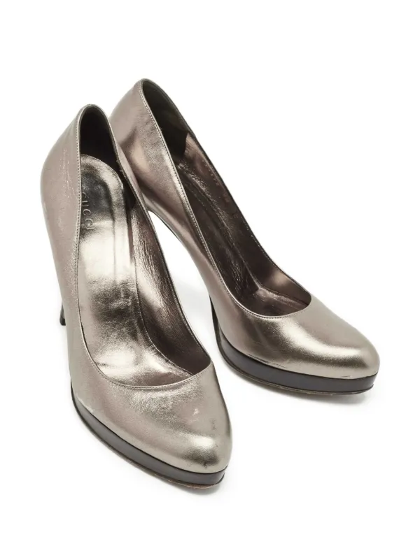 Gucci Pre-Owned メタリックレザー パンプス | シルバートーン