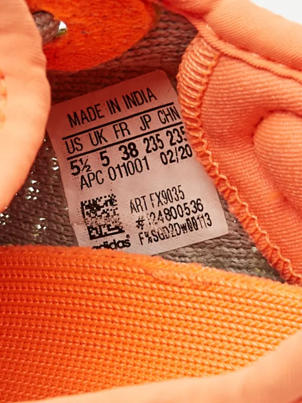 Adidas Yeezy Tenis Yeezy Boost 250 V2 Gris FARFETCH DO