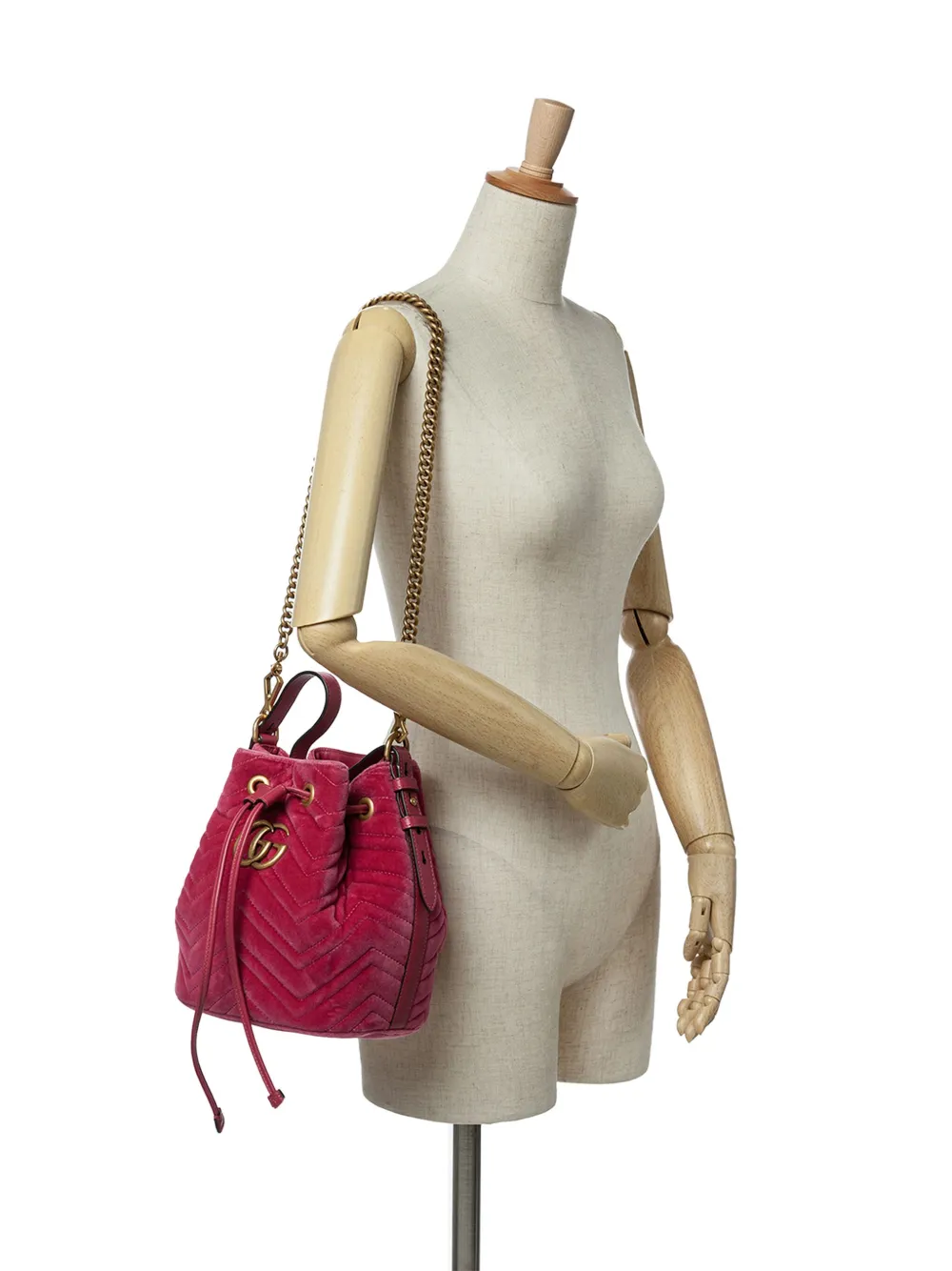 Gucci Pre-Owned 2016-2024 GG Marmont 2.0 Matelasse Velvet bucket bag | Pre-Owned | Image 2