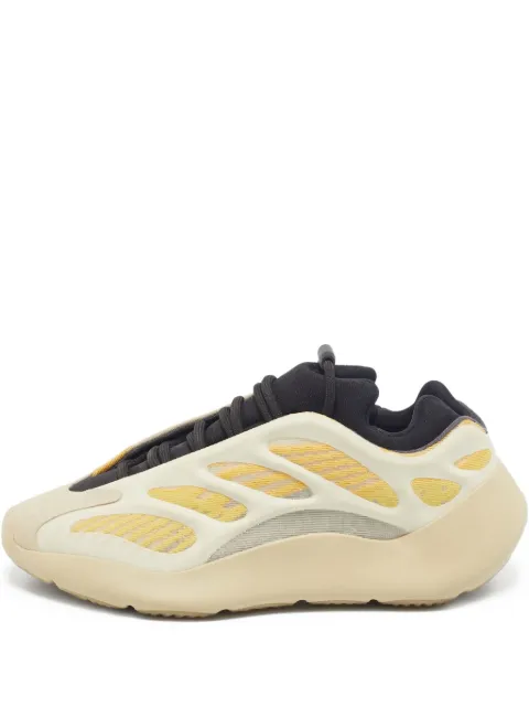adidas Yeezy pre-owned 700 V3 mesh-panelled sneakers
