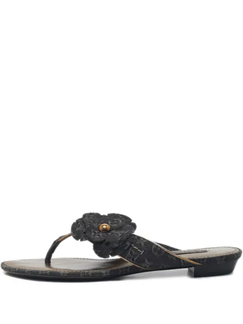 Louis Vuitton Pre-Owned floral-appliqué thong sandals