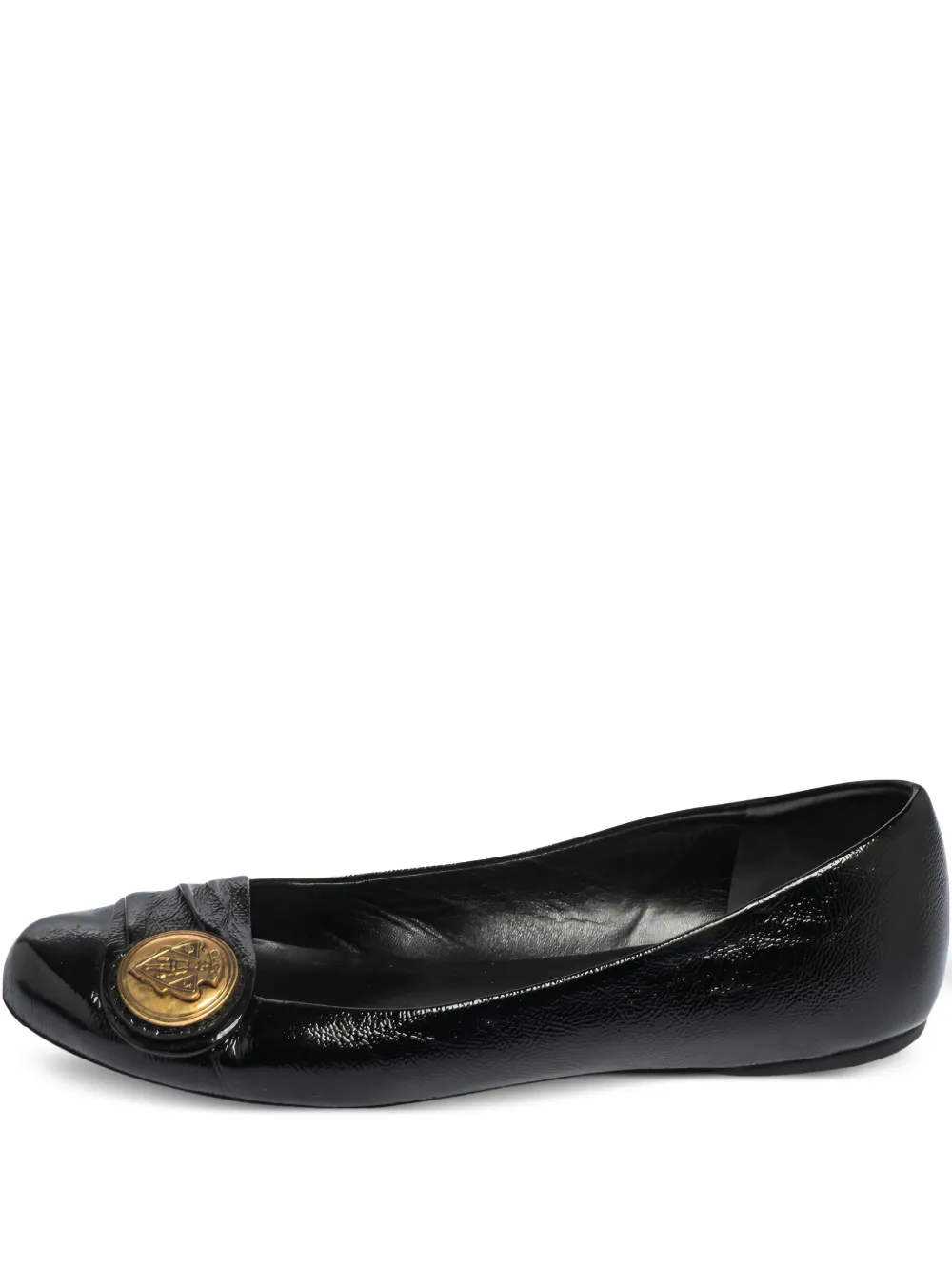 Hysteria crest-button patent leather flats