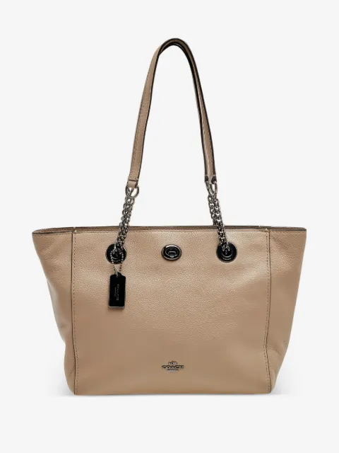 Coach tote de archivo con detalle de cadena