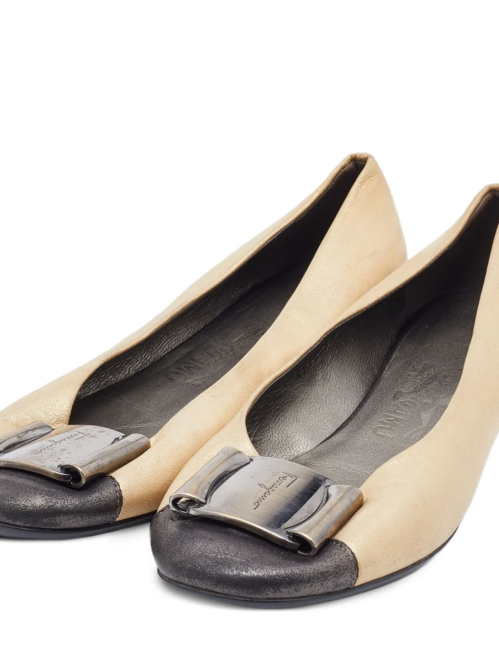 Ferragamo Pre-Owned leather ballet flats | Shoes | Image 2