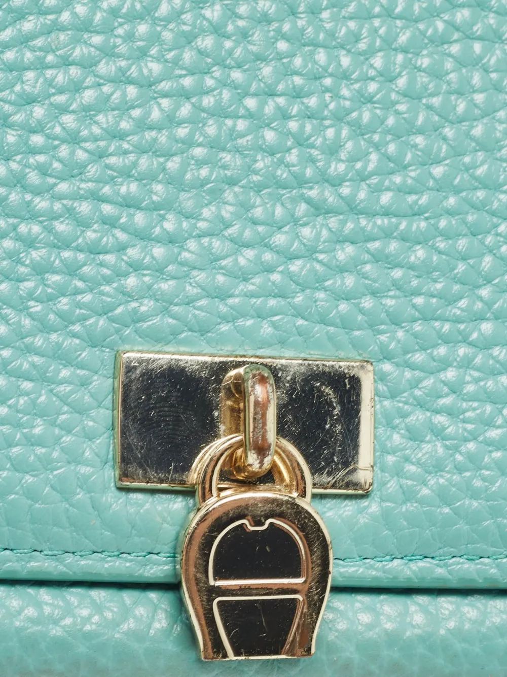 Pre-owned Aigner Vintage  Leather Flap Wallet