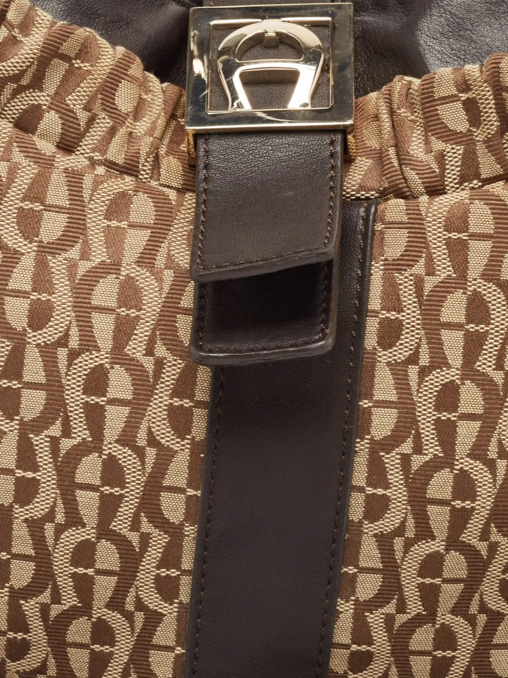 AIGNER VINTAGE Pre-owned  Monogram-pattern Shoulder Bag