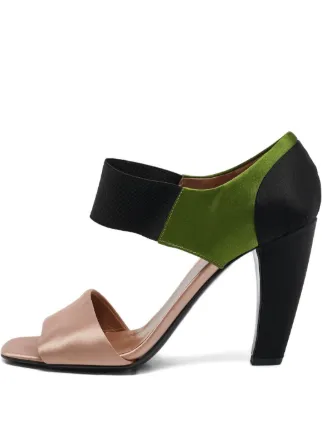 Prada Pre-Owned