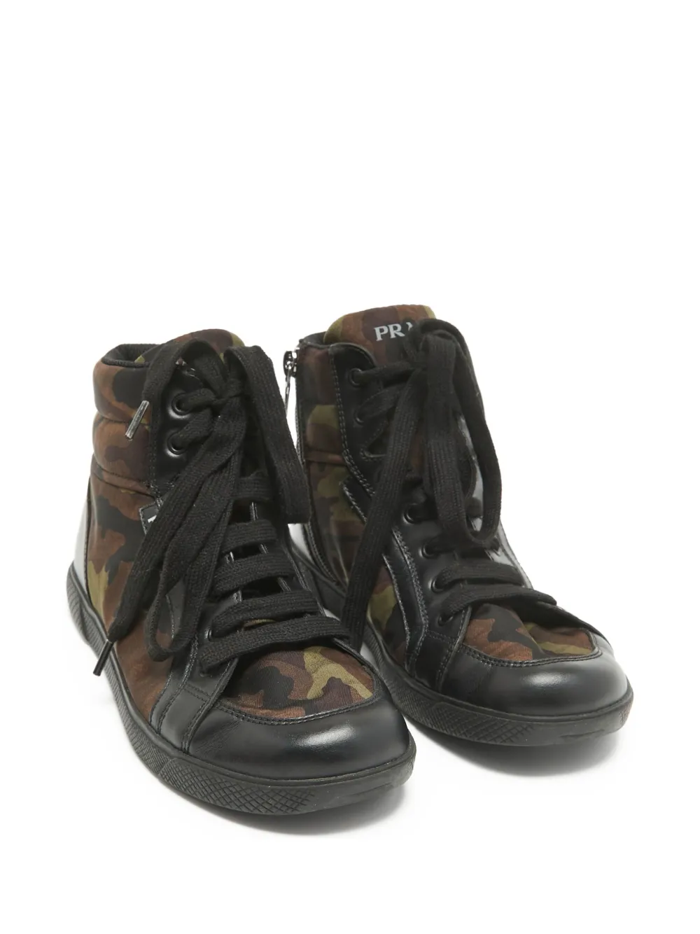Prada Pre-Owned Sneakers met camouflageprint - Zwart