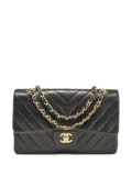 CHANEL Pre-Owned chevron-quilted leather shoulder bag - Black