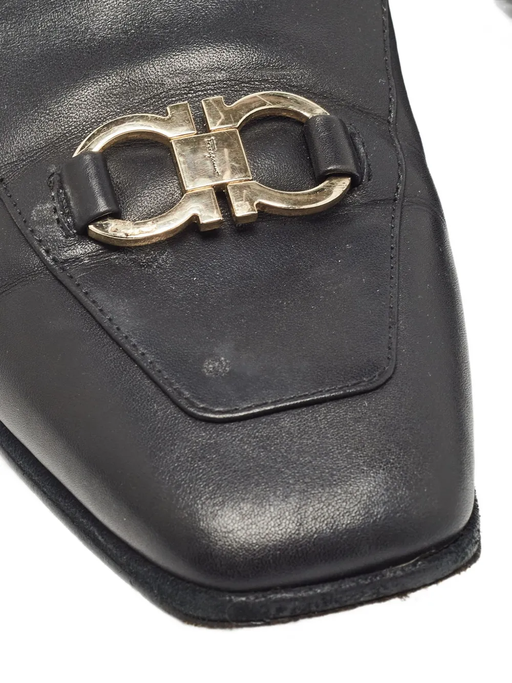 Pre-owned Ferragamo Leather Loafers In Black