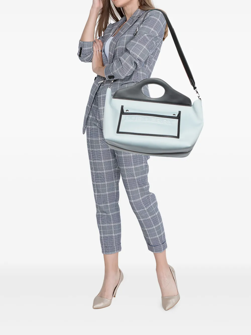 Burberry Pre-Owned medium Cabas Logo tote bag | Pre-Owned | Image 2