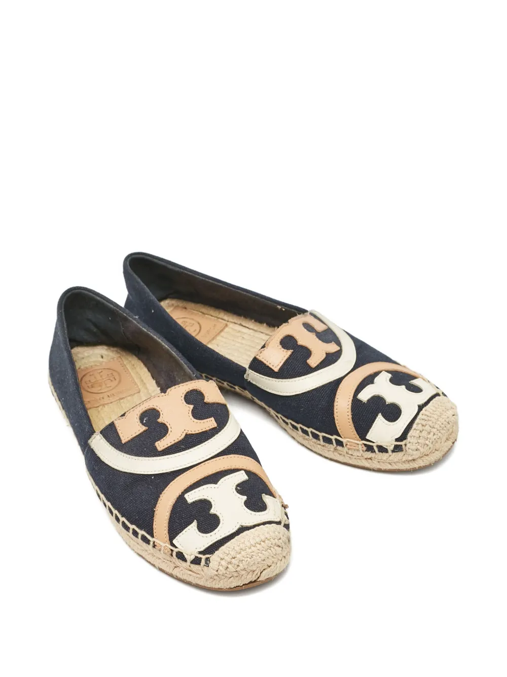 Tory Burch Pre-owned logo-patch espadrilles | Image 2